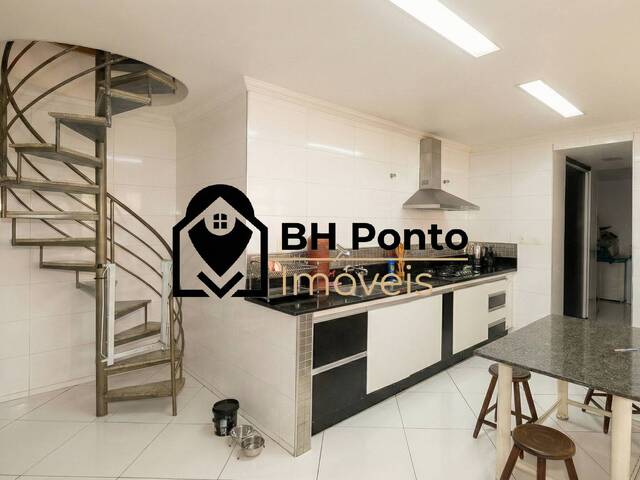 #1567 - Casa para Venda em Contagem - MG