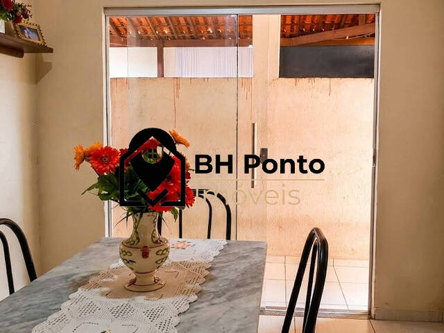 Casa para Venda em Belo Horizonte - 2