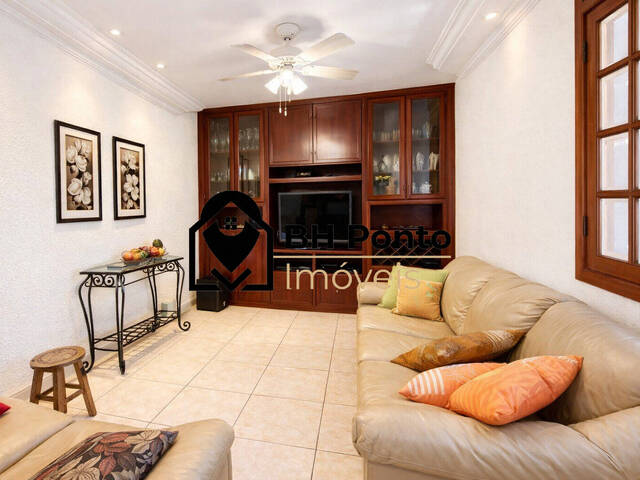 #1563 - Casa para Venda em Belo Horizonte - MG