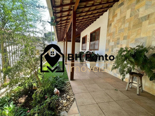 #1563 - Casa para Venda em Belo Horizonte - MG
