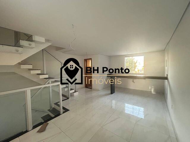 #2733 - Casa para Venda em Belo Horizonte - MG - 1