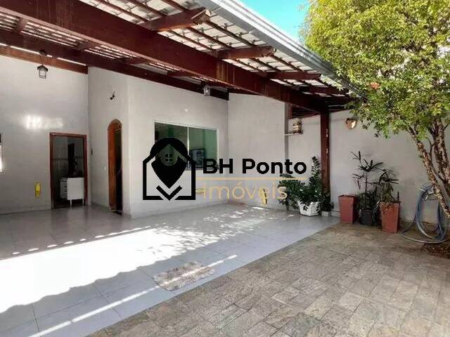 #2681 - Casa para Venda em Belo Horizonte - MG - 1