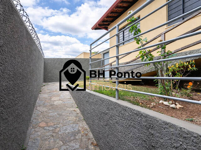 #233 - Casa para Venda em Belo Horizonte - MG - 3