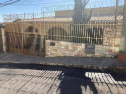 #1990 - Casa para Venda em Belo Horizonte - MG - 3